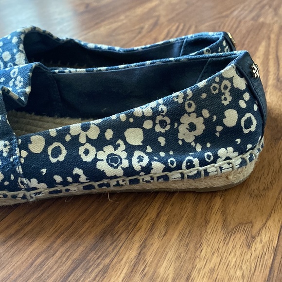 Tory Burch size 7 espadrilles - Picture 12 of 14